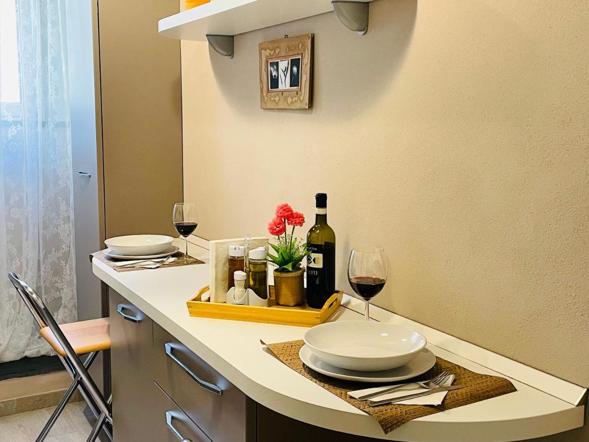 All'Interno Delle Mura Appartamento Con Wi-Fi E Netflix 루카 외부 사진